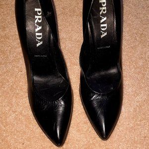 PRADA Size 6 1/2  Black Made In Italy 3 7/8" heel  Elegant High heels